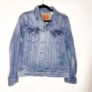 Levi’s | Denim Jean Jacket